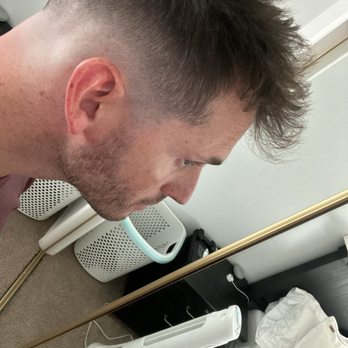 Michelly Barber - Best haircut you'll find in LA, She's the best. - Barbers Near Me - Encino, California Michelly Barber - Best haircut you'll find in LA, She's the best. - Barbers Near Me - Encino, California