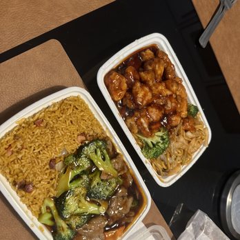 Han Xing - General Tso Chicken combo with Shrimp Lo Mein. Beef and Broccoli combo with Pork Fried Rice. - Cantonese Near Me - Virginia Beach, Virginia Han Xing - General Tso Chicken combo with Shrimp Lo Mein. Beef and Broccoli combo with Pork Fried Rice. - Cantonese Near Me - Virginia Beach, Virginia