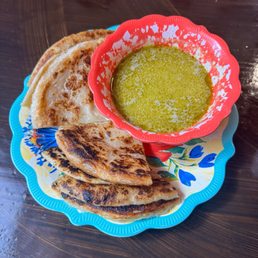 Roti and Green Curry Roti and Green Curry