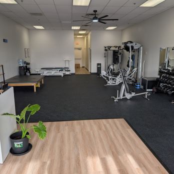 Movewell Physical Therapy & Performance - Inside of Clinic - Physical Therapy Near Me - Phoenix, Arizona Movewell Physical Therapy & Performance - Inside of Clinic - Physical Therapy Near Me - Phoenix, Arizona