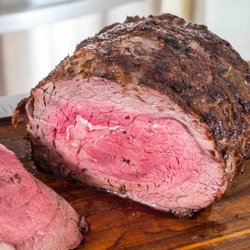 Murray's On Main - Prime Rib Saturday's!