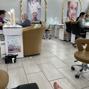 QT Nails Hampstead - Inside very comfortable - Nail Salons Near Me - Hampstead, North Carolina QT Nails Hampstead - Inside very comfortable - Nail Salons Near Me - Hampstead, North Carolina