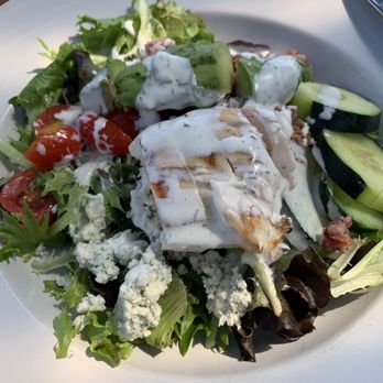 Cliffside Restaurant - Chicken salad - American Near Me - St George, Utah