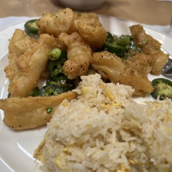 The Great Wall Restaurant - Salt and pepper calamari lunch special. - Chinese Near Me - Lafayette, California The Great Wall Restaurant - Salt and pepper calamari lunch special. - Chinese Near Me - Lafayette, California