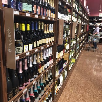 Publix - shelves of wine in a liquor store - Grocery Near Me - Henrico, Virginia Publix - shelves of wine in a liquor store - Grocery Near Me - Henrico, Virginia