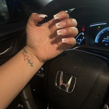 Versaci Nails Spa - Nail Salons Near Me - Eastvale, California Versaci Nails Spa - Nail Salons Near Me - Eastvale, California