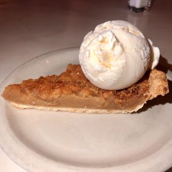 Murphy's Bar & Grill - Macadamia Nut Pie - Irish Pub Near Me - Honolulu, Hawaii Murphy's Bar & Grill - Macadamia Nut Pie - Irish Pub Near Me - Honolulu, Hawaii