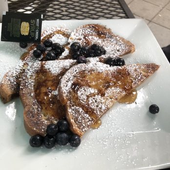 Bonjour Main - Not so great French toast - Breakfast & Brunch Near Me - Greenville, South Carolina