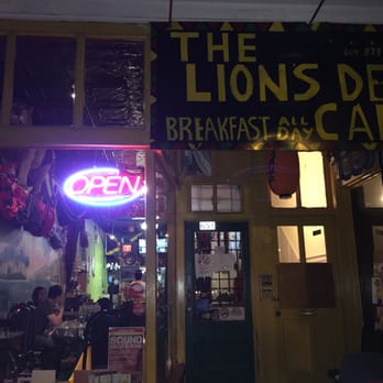 The Lion's Den Cafe - Front of restaurant~ - Breakfast & Brunch Near Me - Vancouver, British Columbia