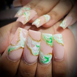 Nails Club & Spa
