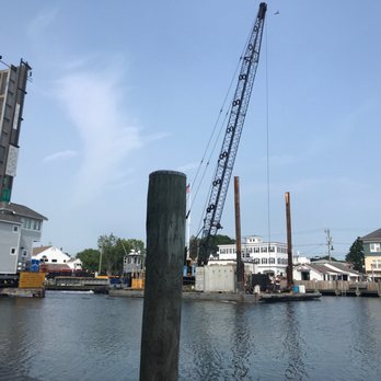 Mystic River Bascule Bridge - Barge travel - Landmarks & Historical Buildings Near Me - Mystic, Connecticut Mystic River Bascule Bridge - Barge travel - Landmarks & Historical Buildings Near Me - Mystic, Connecticut