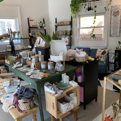 Reboot Eco - Assortment of eco-friendly gifts and home items.