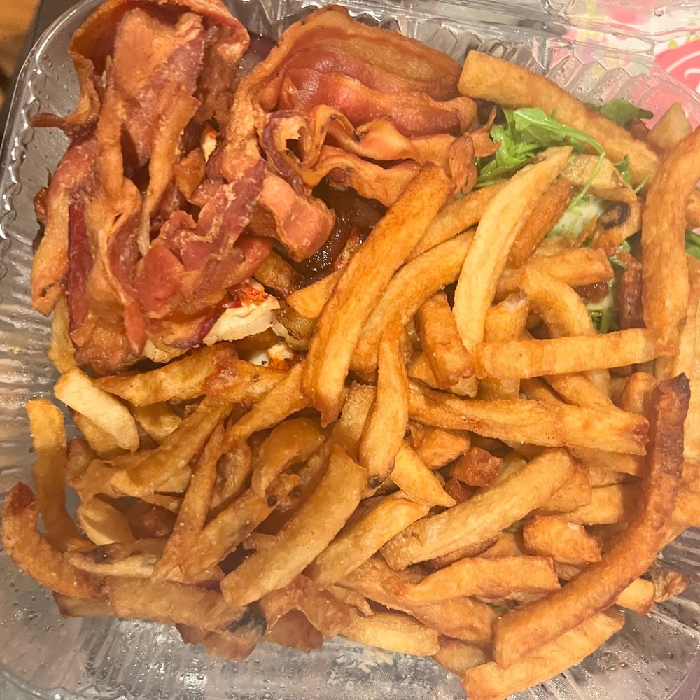 Ponty Bistro - Lobster BLT Sandwich - French Near Me - New York, New York Ponty Bistro - Lobster BLT Sandwich - French Near Me - New York, New York