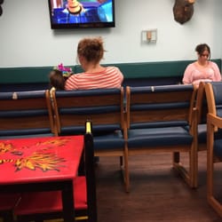 Alvin H Prause MD - Waiting room