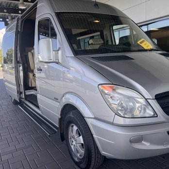 Royal Luxx Limos - Limos Near Me Royal Luxx Limos - Limos Near Me