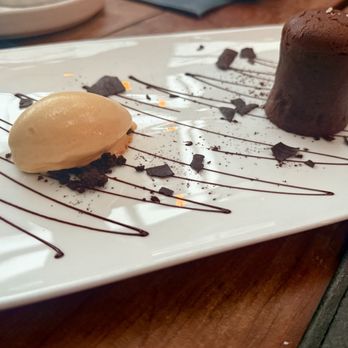Faubourg Montclair - CHOCOLATE COULANT - French Near Me - Montclair, New Jersey
