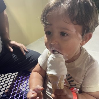 Twistee Treat - Westside - Nom nom nom - Ice Cream & Frozen Yogurt Near Me - Kissimmee, Florida Twistee Treat - Westside - Nom nom nom - Ice Cream & Frozen Yogurt Near Me - Kissimmee, Florida