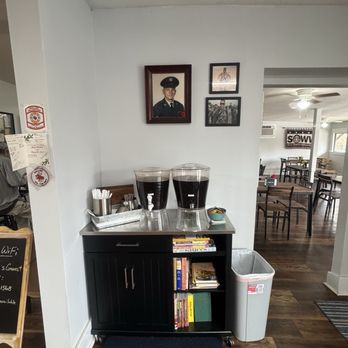 Jordan's Home Cook'N - Tea bar. Photos of family veterans. Thank you for your services. 3.9.25 - Comfort Food Near Me - Hockley, Texas Jordan's Home Cook'N - Tea bar. Photos of family veterans. Thank you for your services. 3.9.25 - Comfort Food Near Me - Hockley, Texas