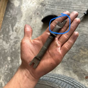 Napa Auto Parts - Broken drum brake adjuster - Auto Parts & Supplies Near Me - San Marcos, California Napa Auto Parts - Broken drum brake adjuster - Auto Parts & Supplies Near Me - San Marcos, California