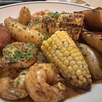 Sister Hen - Seafood Boil - Speakeasies Near Me - Pensacola, Florida Sister Hen - Seafood Boil - Speakeasies Near Me - Pensacola, Florida