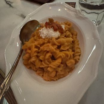 Donna's - Fusilli alla vodka - Italian Near Me - Los Angeles, California Donna's - Fusilli alla vodka - Italian Near Me - Los Angeles, California