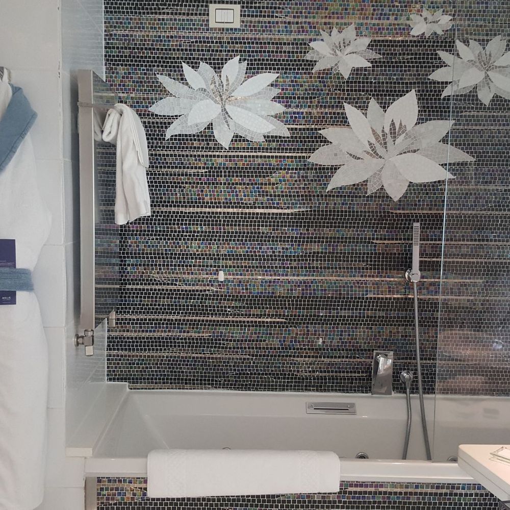Meliá Villa Capri Hotel & Spa - Bathroom in guest room. - Hotels Near Me - Anacapri, NA