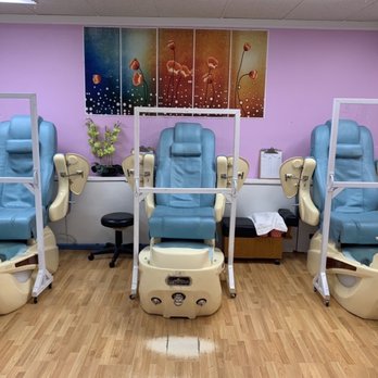 Gennie's Nail - Excellent set up - Nail Salons Near Me - Fremont, California