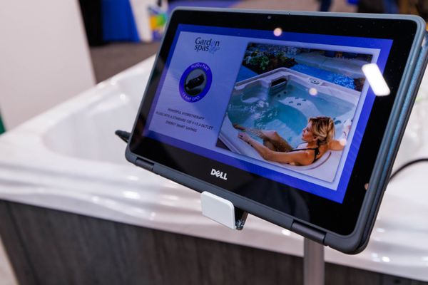 Artesian Spas by null