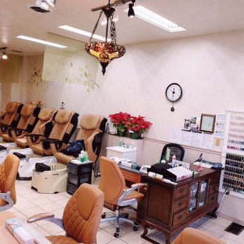 Klee Nail - Nail Salons Near Me - Short Hills, New Jersey Klee Nail - Nail Salons Near Me - Short Hills, New Jersey