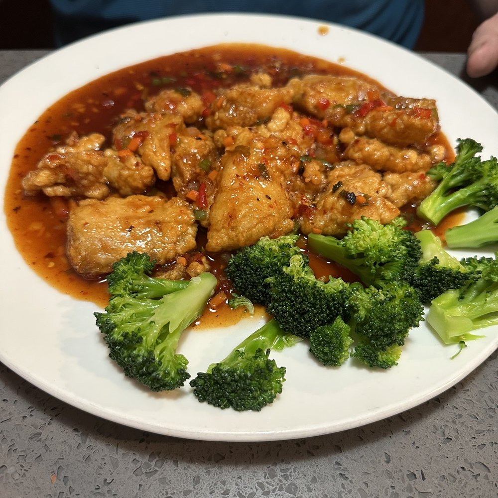 Three flavor Snapper. Very good. This was a level 3 spice and was perfect.