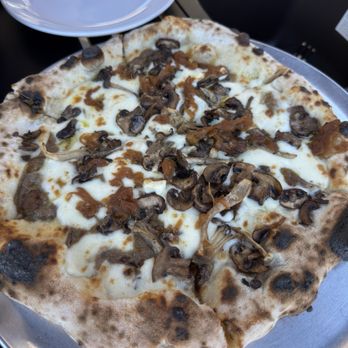 Monserate Winery - Truffle pizza - Wineries Near Me - Fallbrook, California