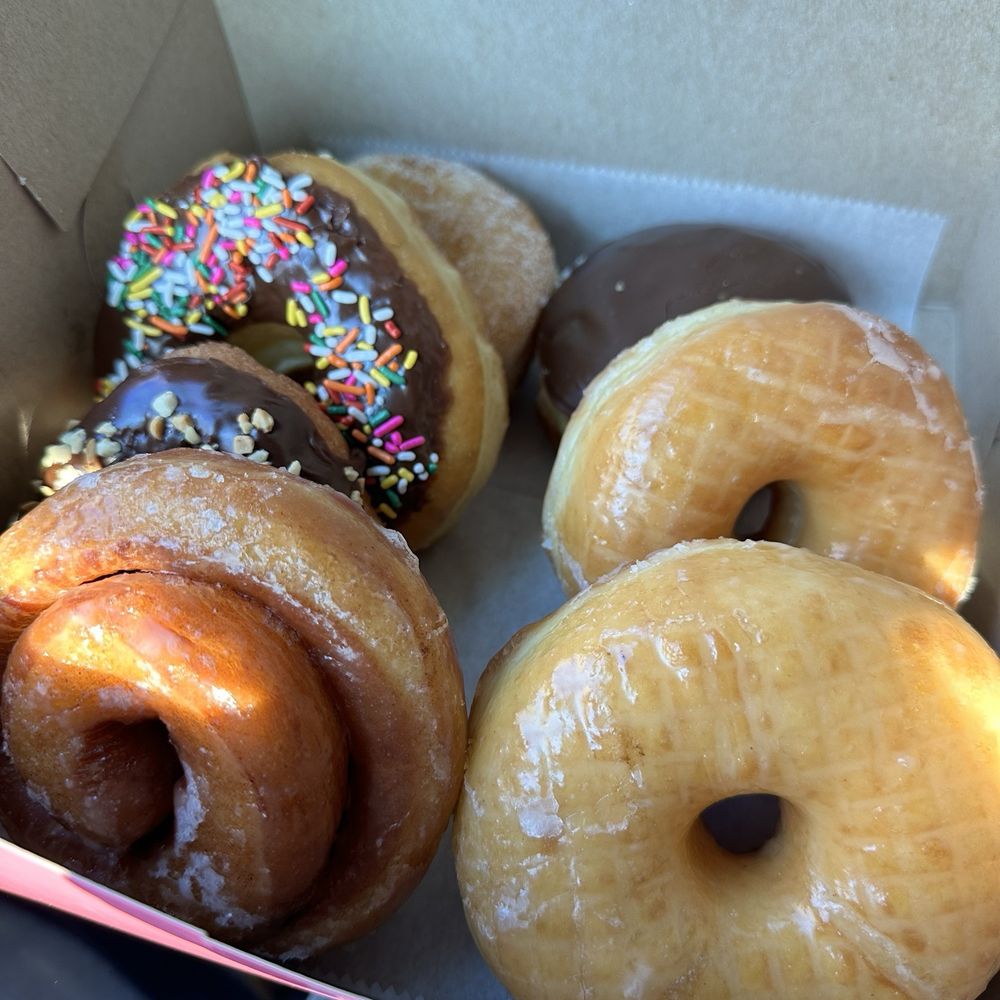 Capital Donuts - Mix half dozen - Donuts Near Me - Fresno, California