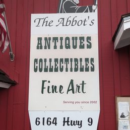 Exterior outside entrance of The Abbot's Thrift - The store has many vintage, collectible, unique and rare items along with fine art. - Felton, California Exterior outside entrance of The Abbot's Thrift - The store has many vintage, collectible, unique and rare items along with fine art. - Felton, California