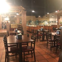 Holland's Country Buffet - Nice and clean and big