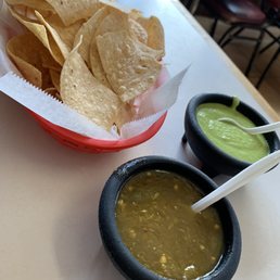 Chips and salsa Chips and salsa