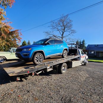 Roberson Motors - Car Dealers Near Me - Salem, Oregon