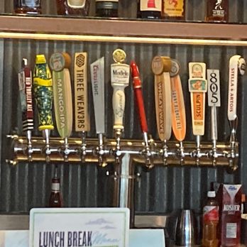 Islands Restaurant - Many draft beers on tap to choose from - American Near Me - Redondo Beach, California Islands Restaurant - Many draft beers on tap to choose from - American Near Me - Redondo Beach, California