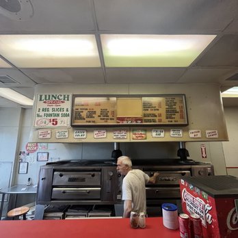 Eddie D's Pizzeria - EDDIE. - Pizza Near Me - Valley Stream, New York