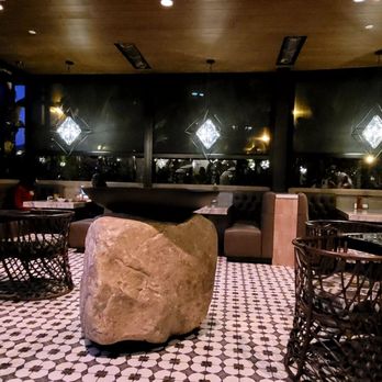 Caló Kitchen + Tequila - Cocktail Bars Near Me - Costa Mesa, California Caló Kitchen + Tequila - Cocktail Bars Near Me - Costa Mesa, California
