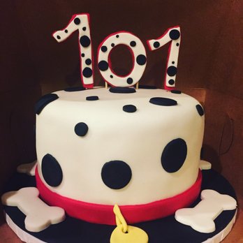 The Greene Pig Sweets - a polka dot cake - Bakeries Near Me - St. Augustine, Florida The Greene Pig Sweets - a polka dot cake - Bakeries Near Me - St. Augustine, Florida
