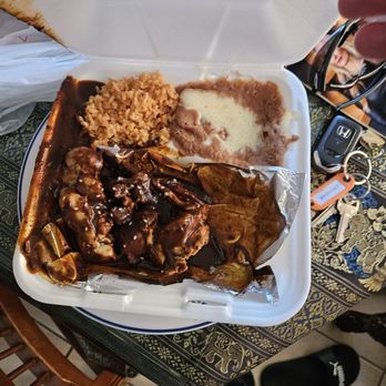 Lauras Restaurant - Chicken mole - Mexican Near Me - Arleta, California Lauras Restaurant - Chicken mole - Mexican Near Me - Arleta, California