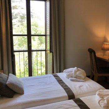 El Parador - Hotels Near Me - Granada, GR