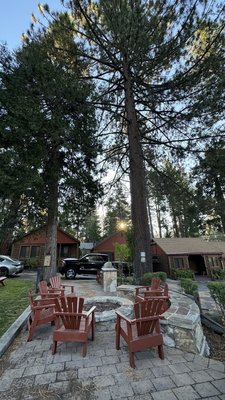 Cedar Glen Lodge by null