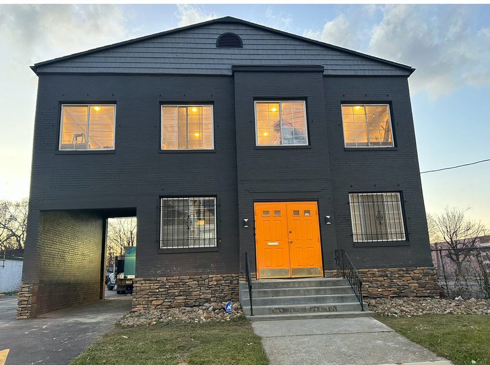 Helping Hands To Change Lives - grief counselor in Cleveland, OH