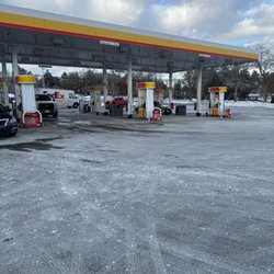 R I's Only 24 Hour Truck & Auto Plaza