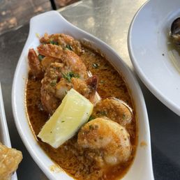 Garlic prawns - make sure you order bread or fries for dipping!!! Garlic prawns - make sure you order bread or fries for dipping!!!