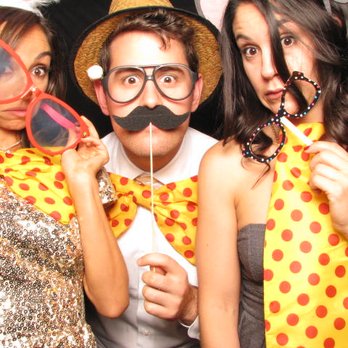 Funmaker Photobooth - Photo Booth Rentals Near Me - Carlsbad, California