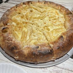 Penn Alfredo Pizza Penn Alfredo Pizza