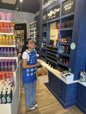 Bath & Body Works, 5568 W Grand Pkwy S, Richmond, TX 77407, US