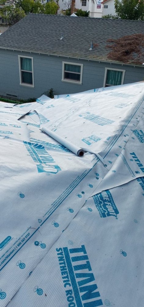 Slide of Berumen Roofing